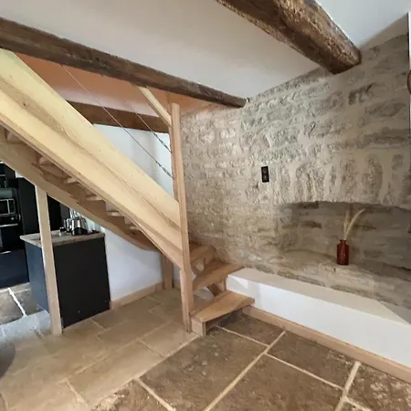 Canilhac Pour 4 Personnes Avec Piscine Partagee Et Vue Panoramique En Lozere * Banassac