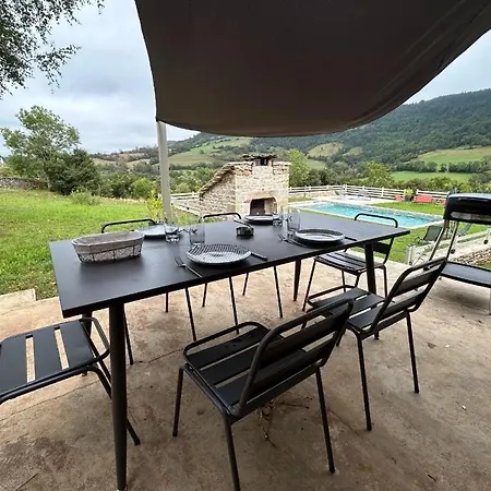 Dom wakacyjny Canilhac Pour 4 Personnes Avec Piscine Partagee Et Vue Panoramique En Lozere *