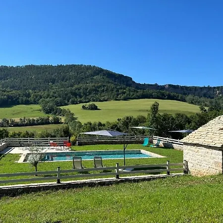 Dom wakacyjny Canilhac Pour 4 Personnes Avec Piscine Partagee Et Vue Panoramique En Lozere *