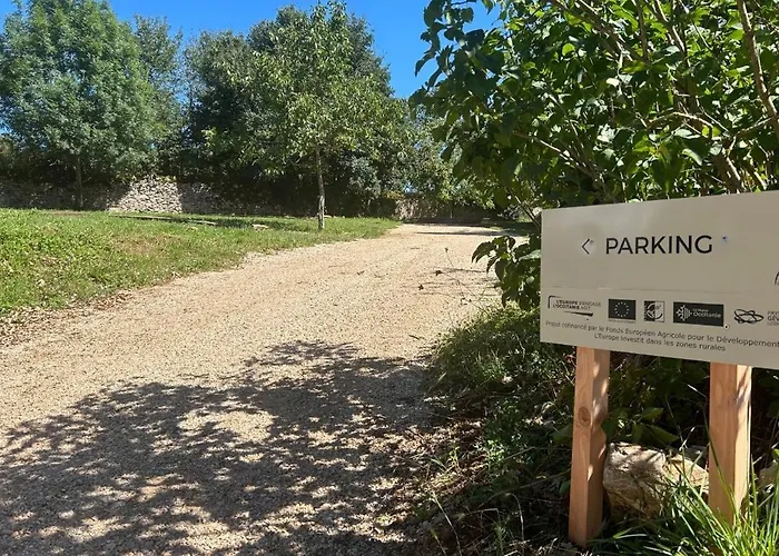 Canilhac Pour 4 Personnes Avec Piscine Partagee Et Vue Panoramique En Lozere Holiday home *