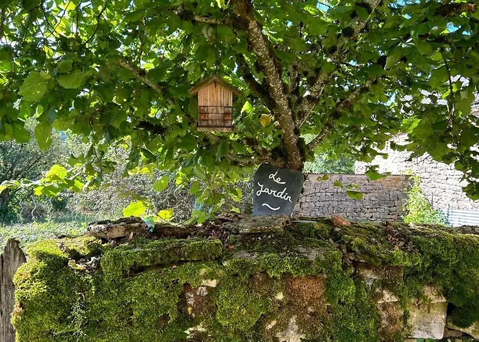 Canilhac Pour 4 Personnes Avec Piscine Partagee Et Vue Panoramique En Lozere * Banassac